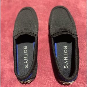 ROTHY’S DRIVER LOAFER. LIKE NEW CONDITION. 7 1/2 BLACK. ONLY WORE  A FEW TIMES.